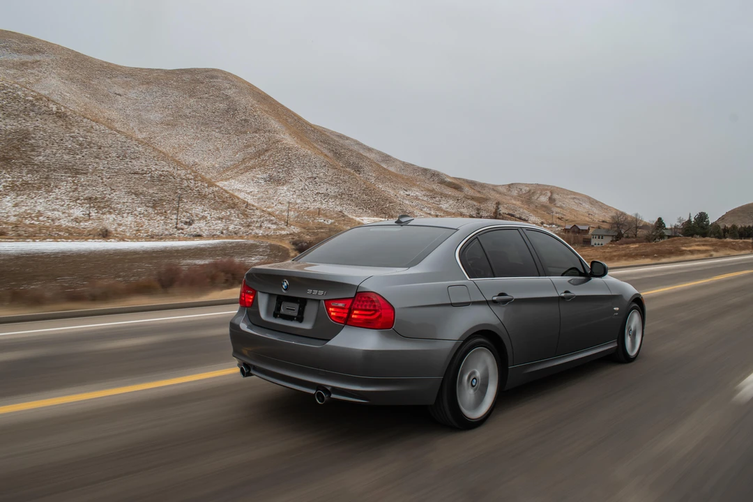 2011 BMW E90 335i Sedan - Image 16 of 31