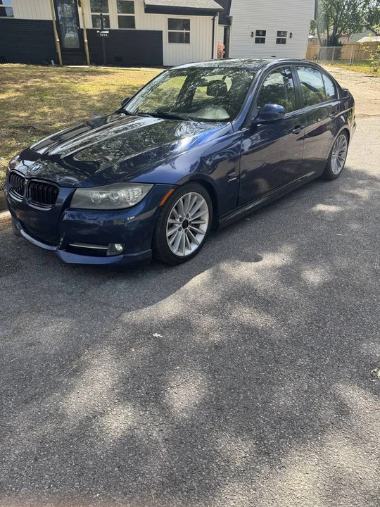 2011 BMW E90 335i Sedan - Image 2 of 2