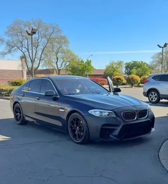 2011 BMW 5 Series 525i Sedan 4D