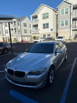 2011 BMW 5 Series 528i Sedan 4D
