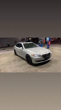 2011 BMW 5 Series 528i Sedan 4D