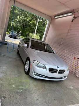 2011 BMW 5 Series 528i Sedan 4D