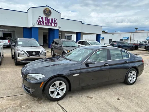 2011 BMW 5 Series 528i Sedan 4D