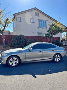 2011 BMW 5 Series 528i Sedan