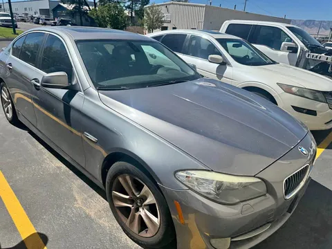 2011 BMW 5 Series 528i Sedan 4D