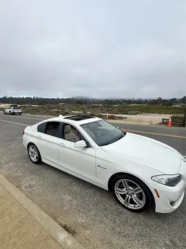2011 BMW 5 Series 528i Sedan 4D