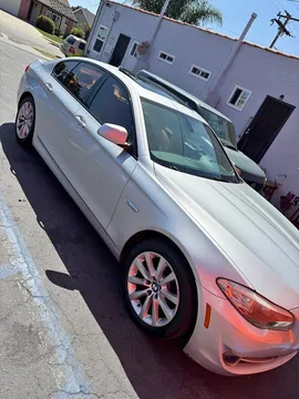 2011 BMW 5 Series 528i Sedan 4D