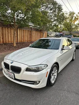 2011 BMW 5 Series 528i Sedan 4D