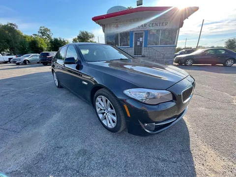 2011 BMW 5 Series 528i Sedan 4D