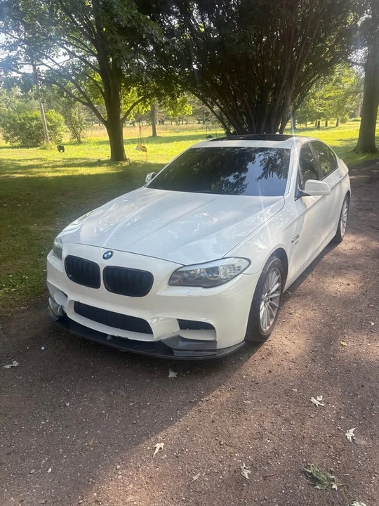 2011 BMW 5 Series - Image 3 of 7