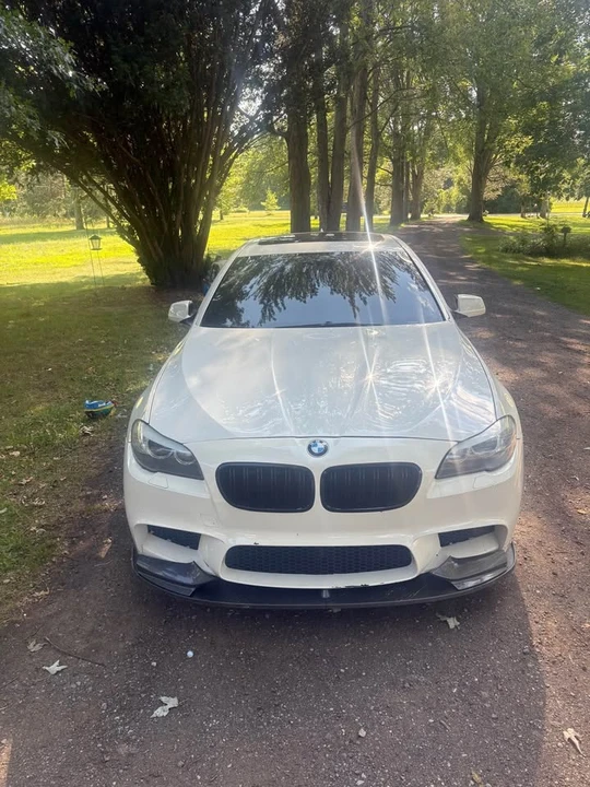 2011 BMW 5 Series - Image 2 of 7