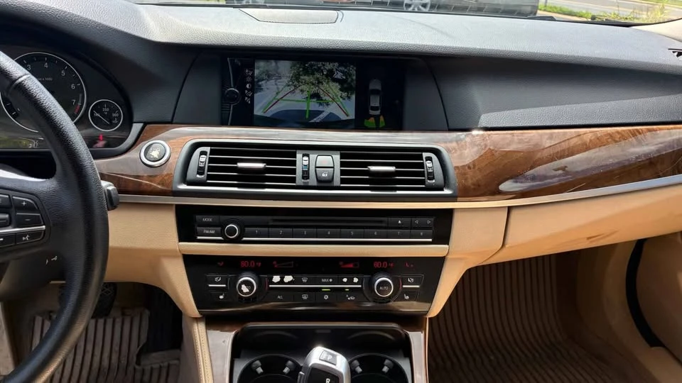 2011 BMW 5 Series - Image 2 of 8