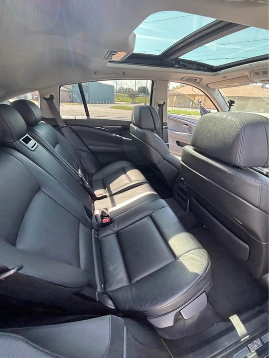 2011 BMW 5 Series - Image 17 of 19
