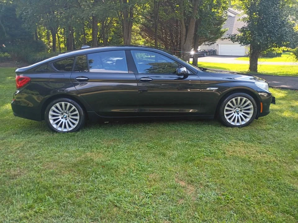 2011 BMW 5 Series - Image 2 of 12