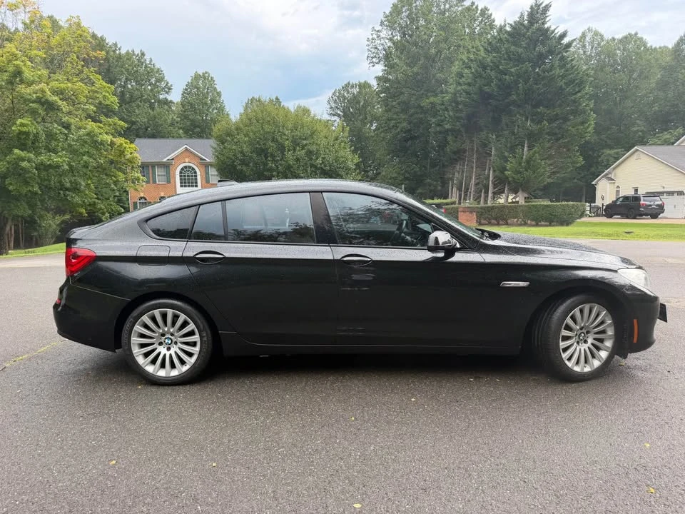 2011 BMW 5 Series - Image 2 of 20