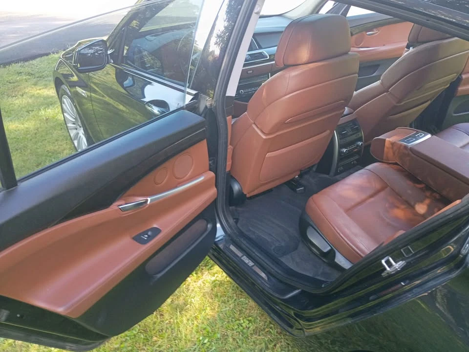 2011 BMW 5 Series - Image 10 of 12