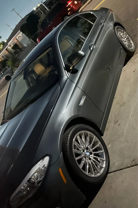 2011 BMW 5 Series - Image 2 of 5