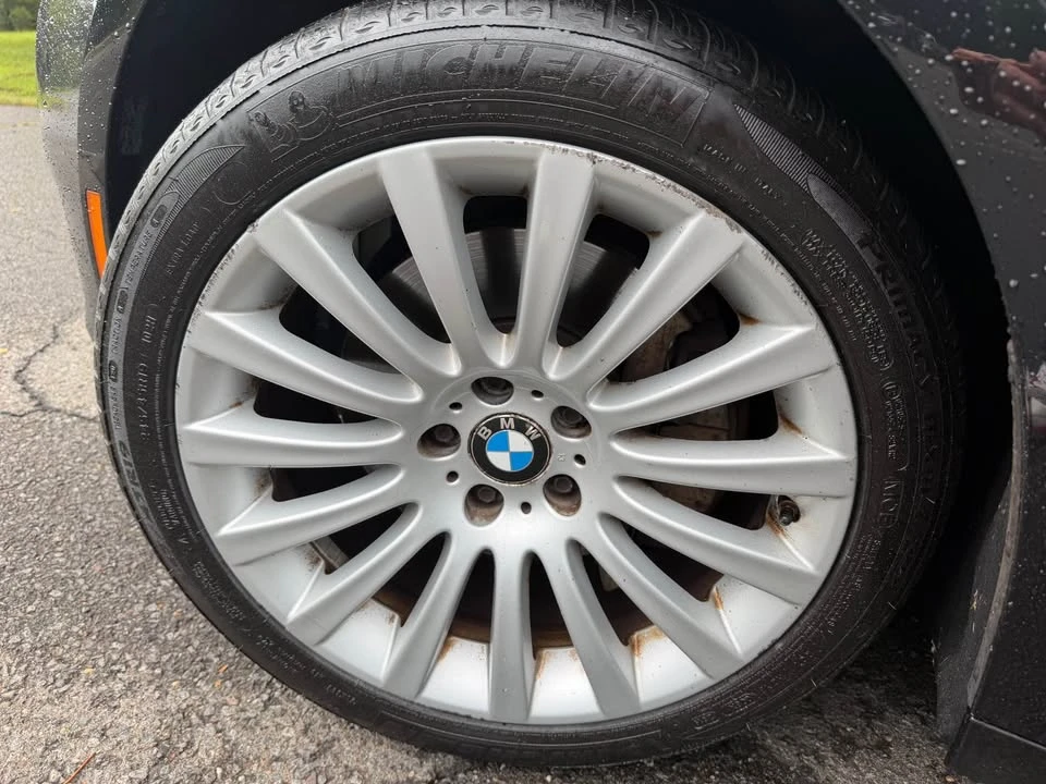 2011 BMW 5 Series - Image 10 of 20