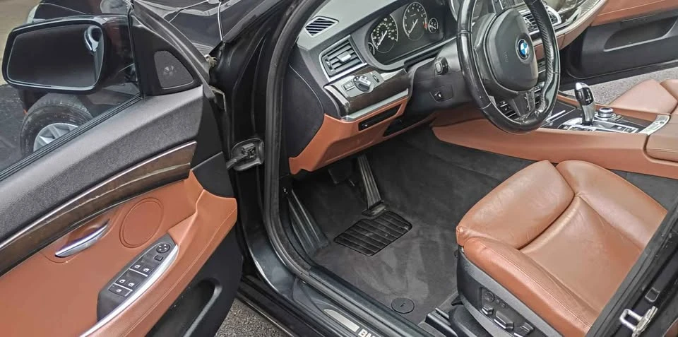 2011 BMW 5 Series - Image 8 of 12