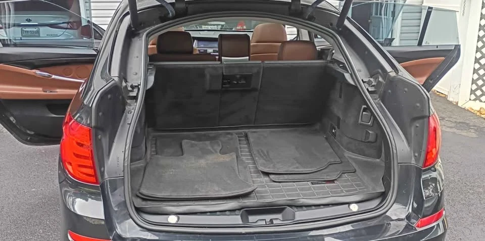 2011 BMW 5 Series - Image 10 of 12