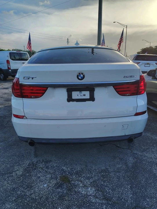 2011 BMW 5 Series - Image 4 of 8