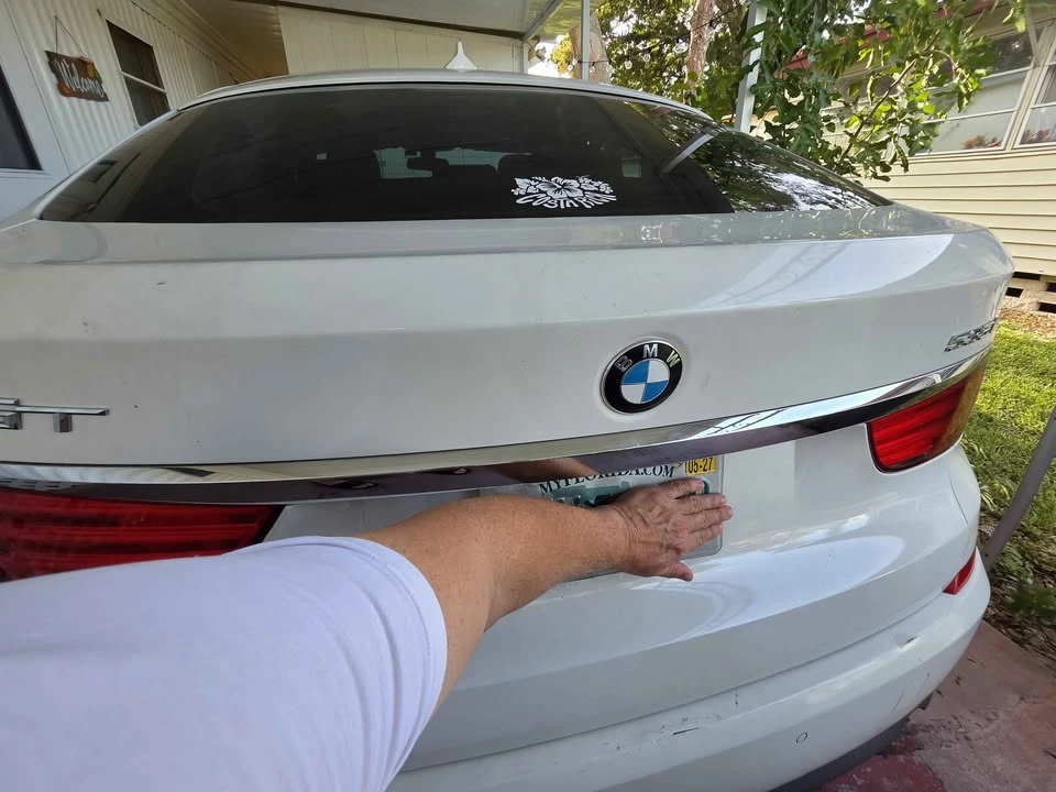 2011 BMW 5 Series - Image 8 of 9