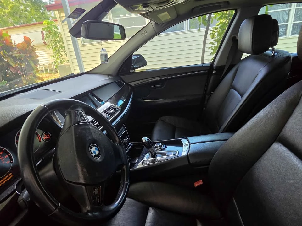 2011 BMW 5 Series - Image 6 of 9