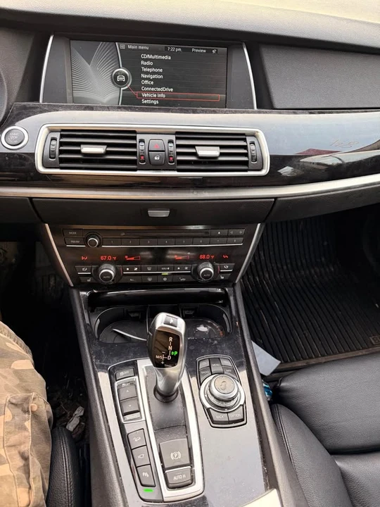 2011 BMW 5 Series - Image 17 of 19