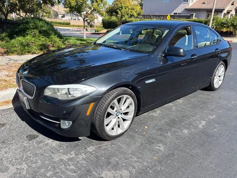 2011 BMW 5 Series 535i Sedan 4D