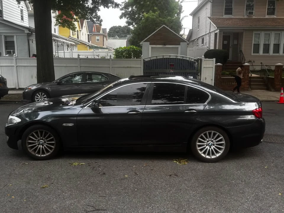 2011 BMW F10 5 Series Sedan - Image 3 of 4