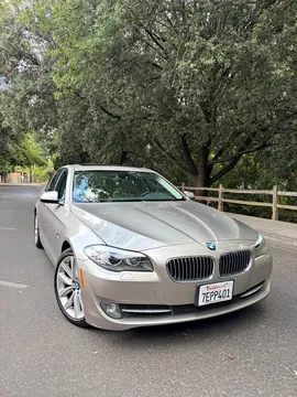 2011 BMW 5 Series 535i Sedan 4D