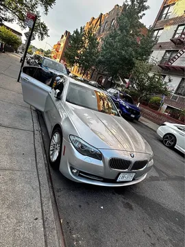 2011 BMW 5 Series 535i Sedan 4D