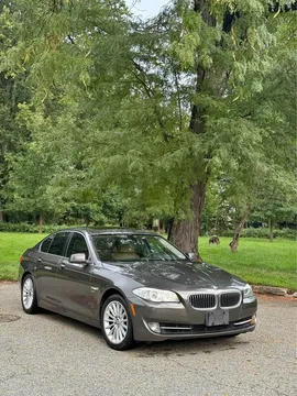2011 BMW 5 Series 535i Sedan 4D