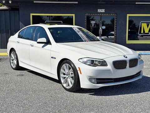 2011 BMW 5 Series 535i Sedan 4D