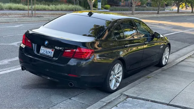 2011 BMW 5 Series 535i Sedan 4D
