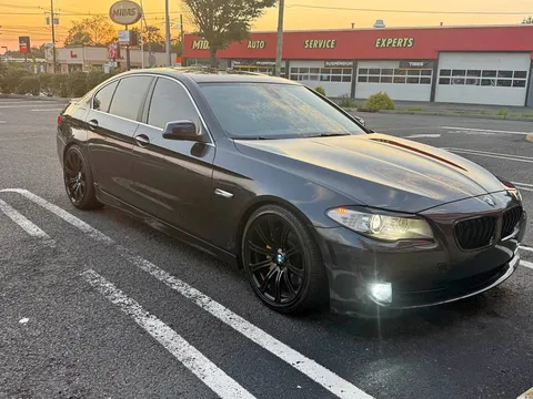 2011 BMW 5 Series 535i Sedan 4D