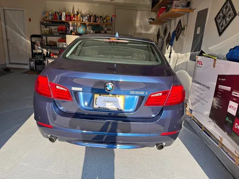 2011 BMW 5 Series 535i Sedan 4D