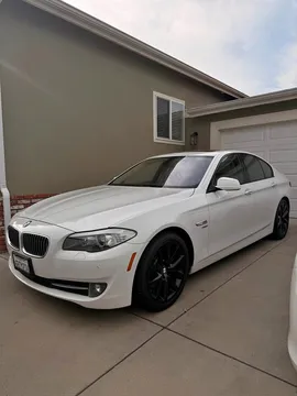 2011 BMW 5 Series 535i xDrive Sedan 4D