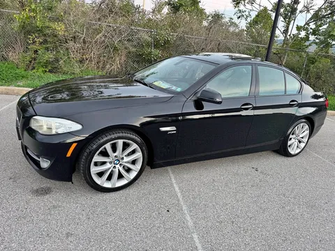 2011 BMW 5 Series 535i xDrive Sedan 4D