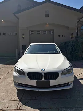 2011 BMW 5 Series 535i xDrive Sedan 4D