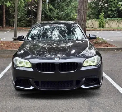 2011 BMW 5 Series 535i xDrive Sedan 4D