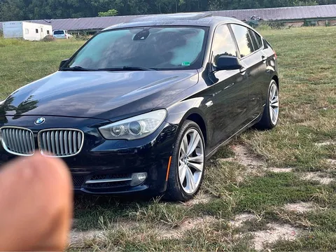2011 BMW 5 Series 550i Gran Turismo