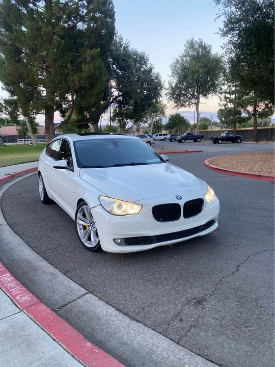 2011 BMW 5 Series - Image 3 of 13