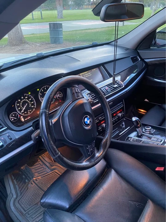 2011 BMW 5 Series - Image 11 of 13