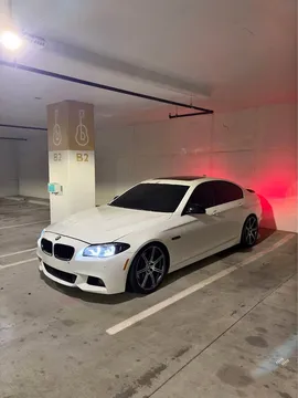2011 BMW 5 Series 550i Sedan 4D