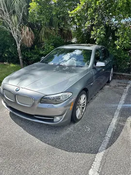 2011 BMW 5 Series 550i Sedan 4D