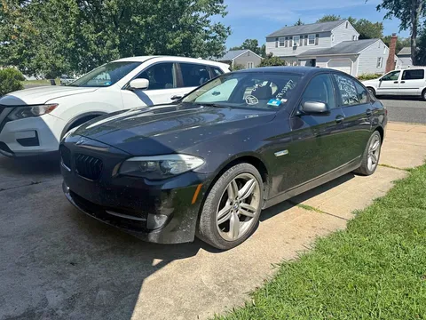 2011 BMW 5 Series 550i Sedan 4D