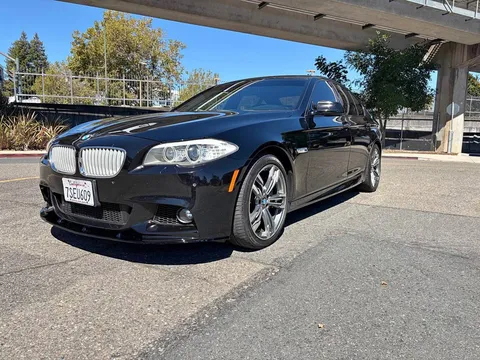 2011 BMW 5 Series 550i Sedan 4D