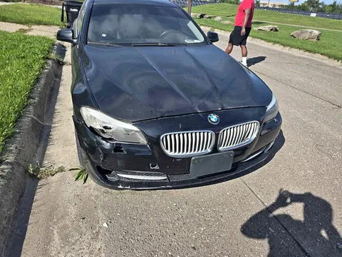 2011 BMW 5 Series 550i Sedan 4D