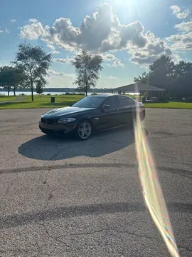 2011 BMW 5 Series 550i xDrive Sedan